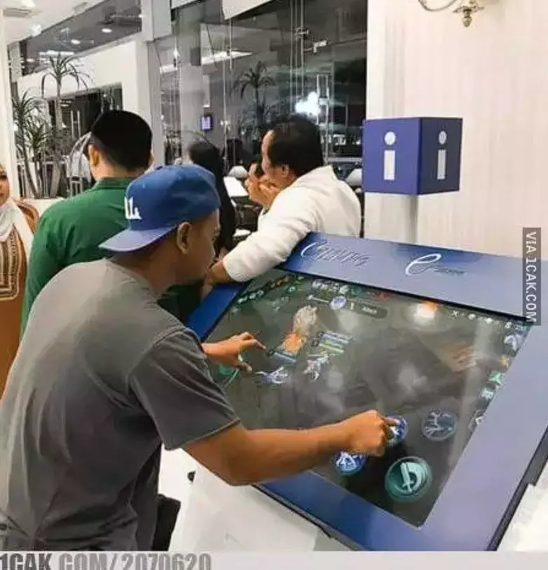 aksi kocak main game © berbagai sumber aksi kocak main game © berbagai sumber