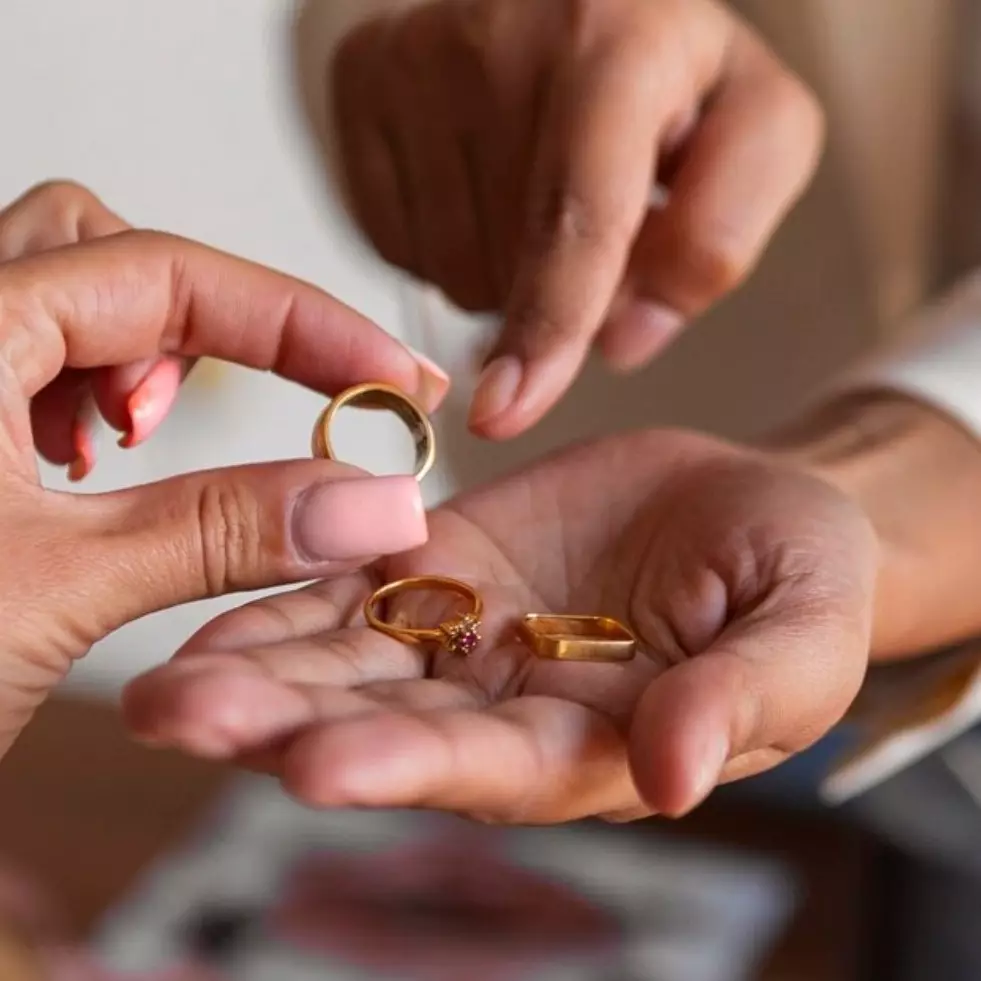 Investasi emas 2025, ini panduan terbaru untuk pemula yang ingin mulai dengan aman dan menguntungkan