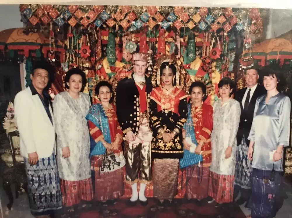 potret lawas pernikahan orang tua seleb © berbagai sumber