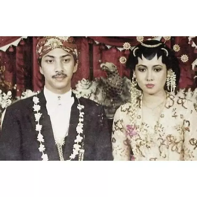 potret lawas pernikahan orang tua seleb © Berbagai sumber