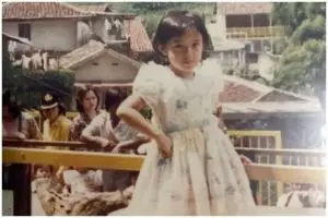 Bocah ini mantan pacar Ariel NOAH semasa SMA, intip potret terbarunya yang makin anggun