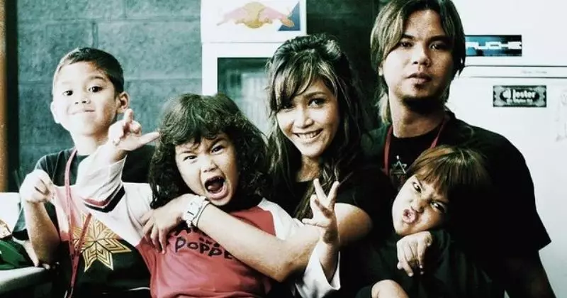 bocah rambut kepang cicit hos cokroaminoto © berbagai sumber