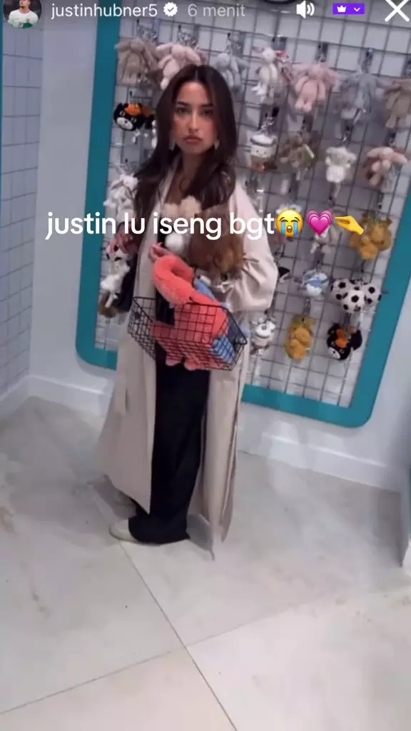 jennifer coppen dan justin hubner jalan di london © 2025 brilio.net