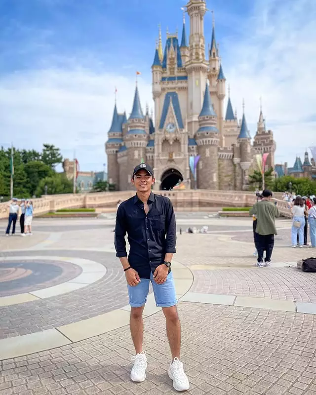 Potret Safnoviar Tiasdi suami Dilan Janiyar © Instagram