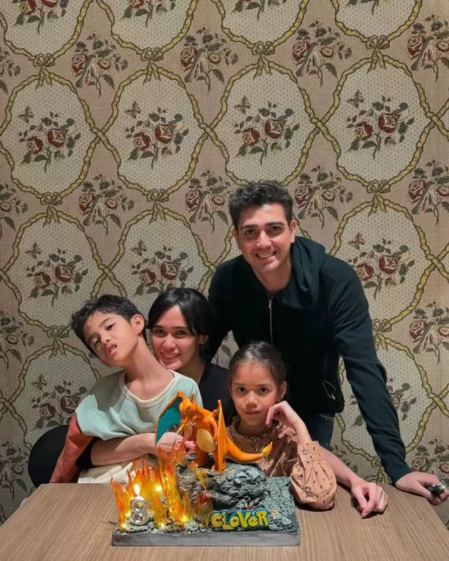 potret kenangan Renata Kusmanto Fachri Albar © Instagram