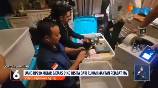 uang Rp920 M dan emas 51 kg di rumah zarof ricar © 2025 brilio.net