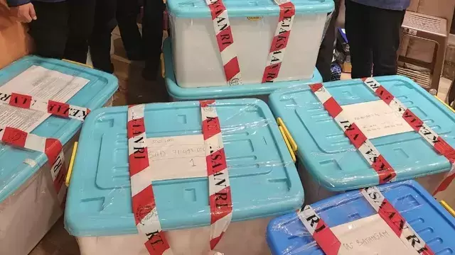 uang Rp920 M dan emas 51 kg di rumah zarof ricar © 2025 brilio.net