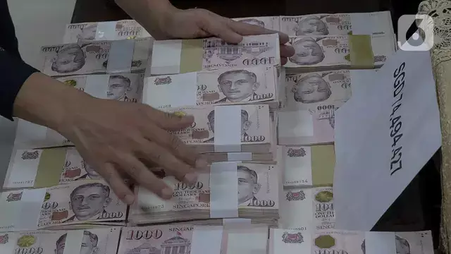 uang Rp920 M dan emas 51 kg di rumah zarof ricar © 2025 brilio.net