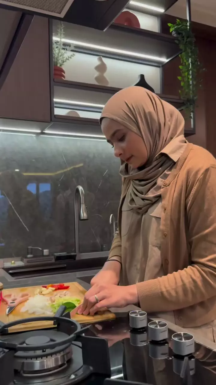 dapur baru hengky kurniawan sonya fatmala © 2025 Instagram