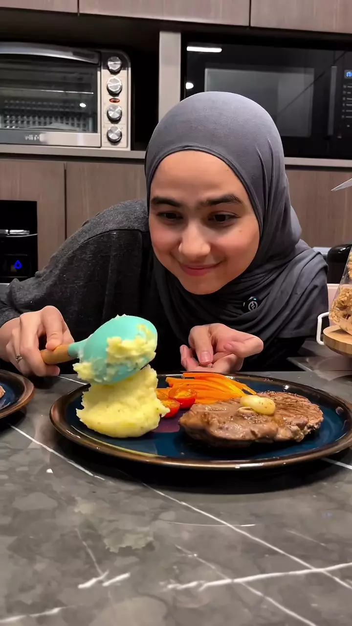 dapur baru hengky kurniawan sonya fatmala © 2025 Instagram