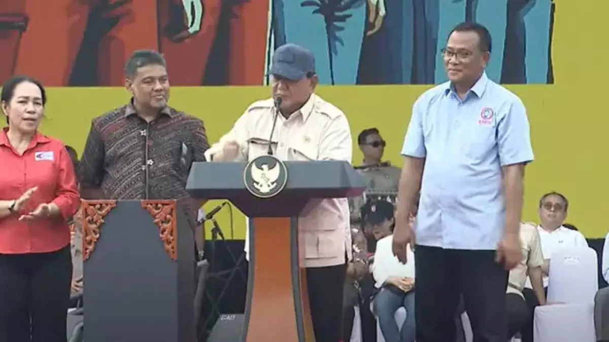 Janji tak biarkan pekerja di-PHK seenaknya, Prabowo: Negara akan turun tangan