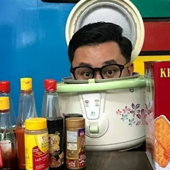 Ide nyelenehnya bisa disontek, 11 potret kocak tutorial unfaedah ini bikin hidup makin simpel