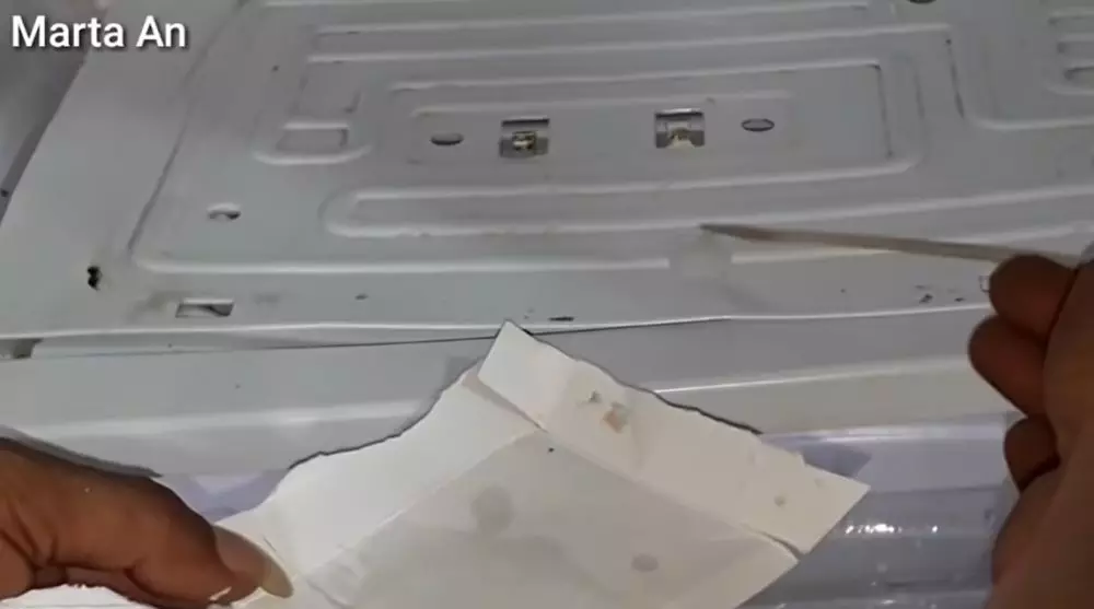 cara menambal freezer bocor © YouTube