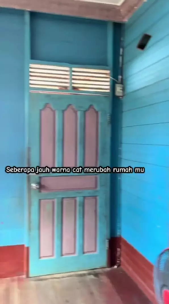 Wanita ini renovasi rumah dinding kayu jadi mewah © TikTok Wanita ini renovasi rumah dinding kayu jadi mewah © TikTok