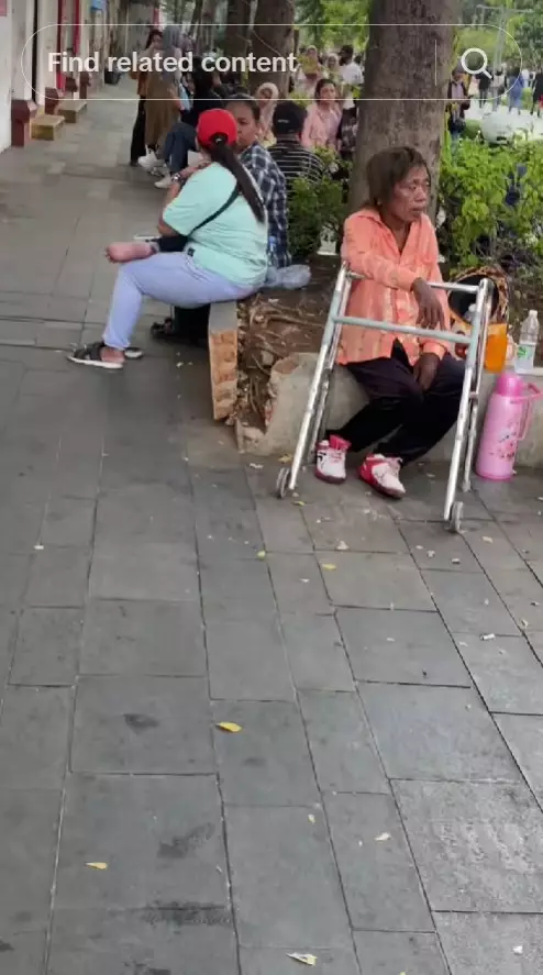 Pak Tarno emoh dianggap ngemis © TikTok