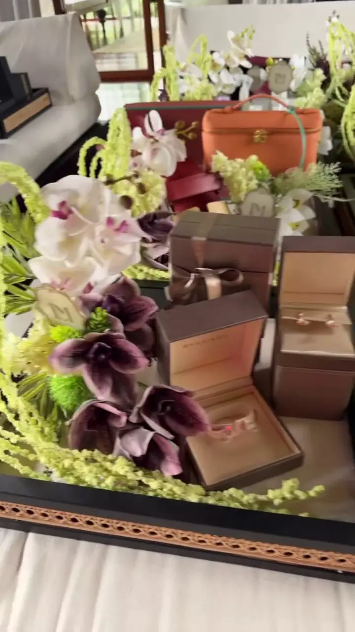 seserahan luna maya dan maxime bouttier © 2025 brilio.net