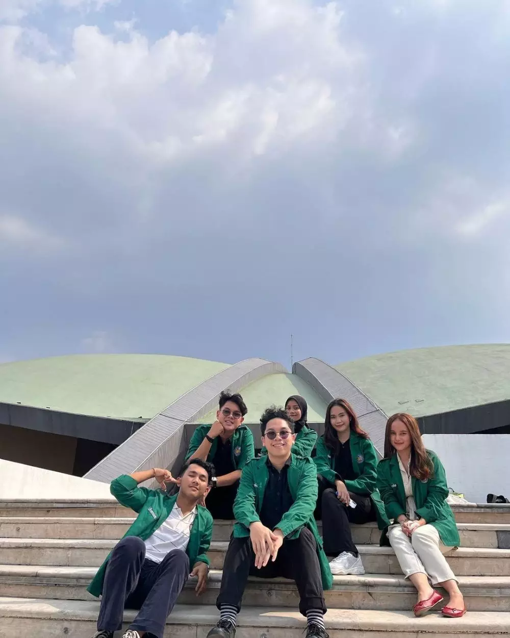 potret terbaru thifal gampil Instagram