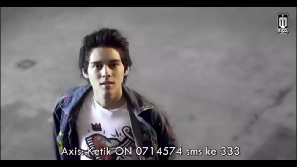 maxime bouttier model video klip ariel noah © 2025 YouTube