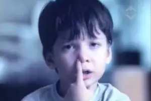 Nggak nyangka kini sudah jadi aktor papan atas, intip 11 potret terbaru bocah di iklan obat flu ini