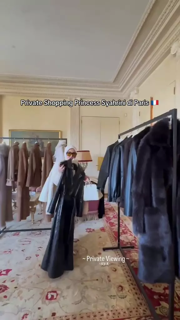 syahrini private shopping di Paris © 2025 TikTok