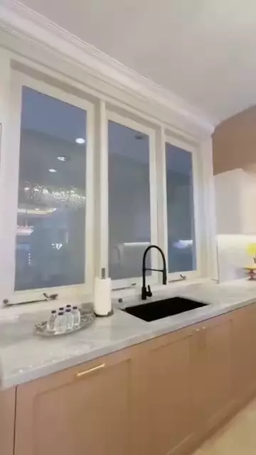 dapur olla ramlan elegan dan mewah © 2025 Instagram