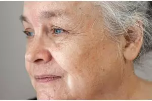 Cara membuat face oil untuk atasi kulit keriput pakai 1 jenis rempah, tak perlu lakukan botoks 