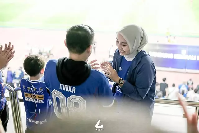 Maula Akbar putra Dedi Mulyadi lamar kekasih © Instagram