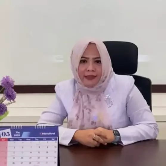 Viral kelulusan SMK di Purwokerto digelar bak wisuda perguruan tinggi, begini tanggapan kepala sekolah