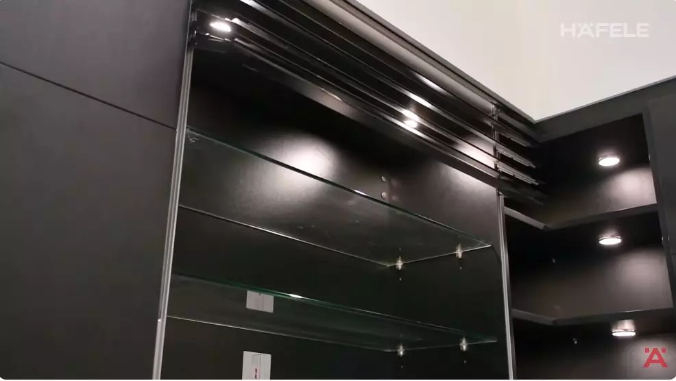 cara Cut Meyriska menata dapur jadi mewah © YouTube