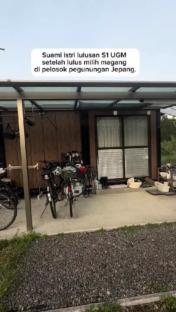 Pria lulusan UGM ajak istri slow living di Jepang © TikTok Pria lulusan UGM ajak istri slow living di Jepang © TikTok