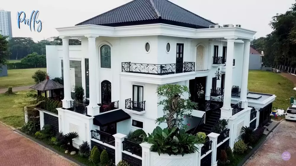  bocah imut dulunya host cilik sukses jadi aktris punya rumah Rp 20 miliar © berbagai sumber