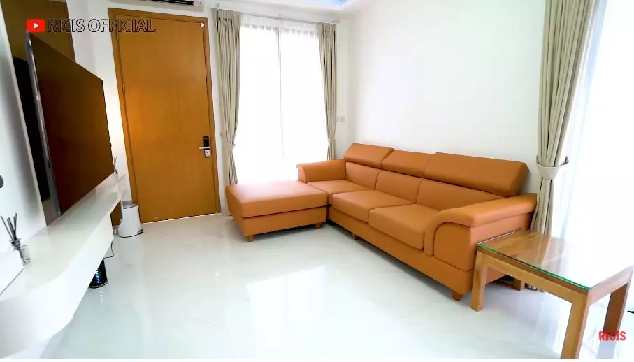 potret hunian farida nurhan dulu dan kini © berbagai sumber