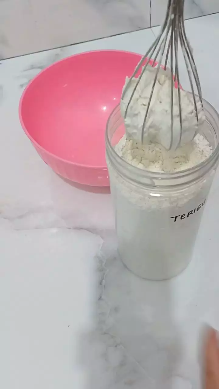 Tak cuma dipakai mengaduk, fungsi lain whisk ini sekarang bisa dicoba berbagai sumber