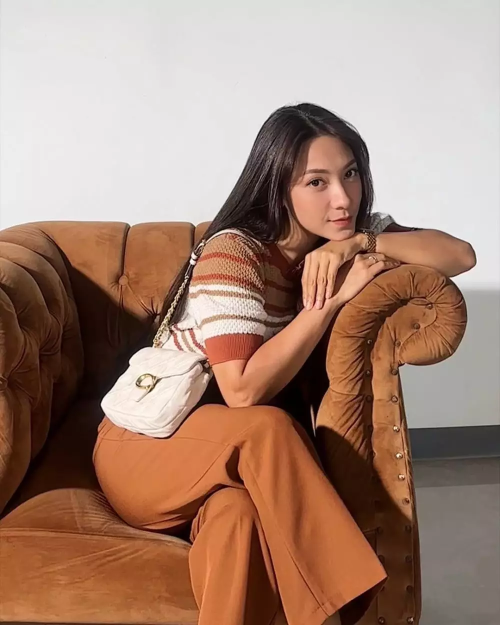 dinda kirana jalani oplas wajah dan badan  © 2025 Instagram