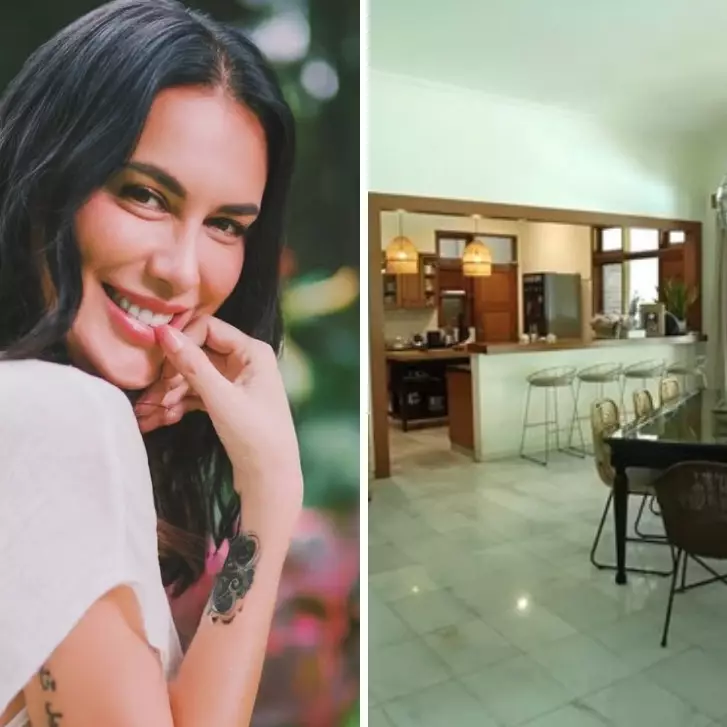 Tinggal di rumah kontrakan, ini 7 cara Sophia Latjuba menata dapurnya jadi estetik mirip di bar
