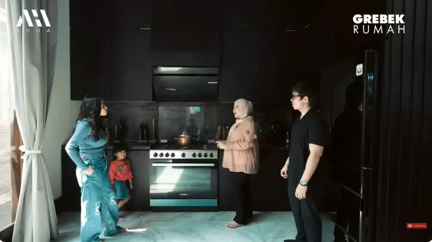 dapur hitam rachel vennya  © 2025 YouTube dapur hitam rachel vennya  © 2025 YouTube