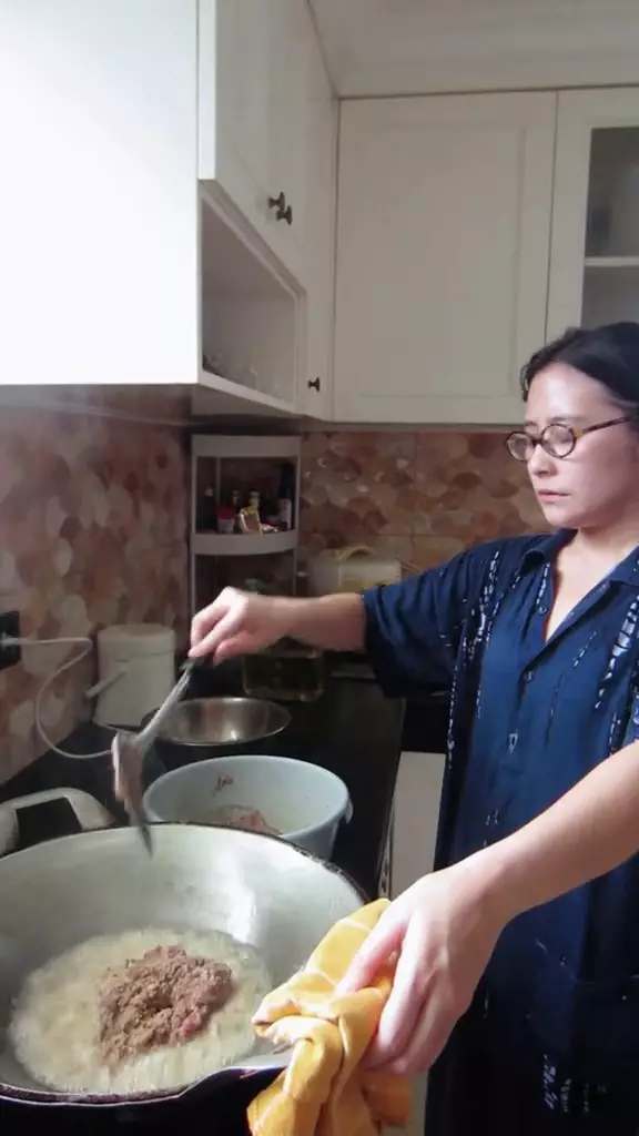 dapur kotor prilly latuconsina © 2025 TikTok dapur kotor prilly latuconsina © 2025 TikTok