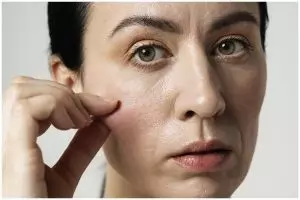 Sekarang kulit bisa kencang alami tanpa krim mahal, cuma butuh 2 bahan dapur ini