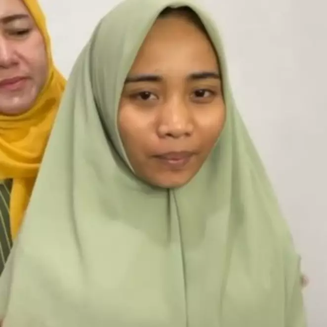 Potret makeup pengantin Solo Putri ini dinilai ubah pakem, detail roncean bunga auto jadi perhatian