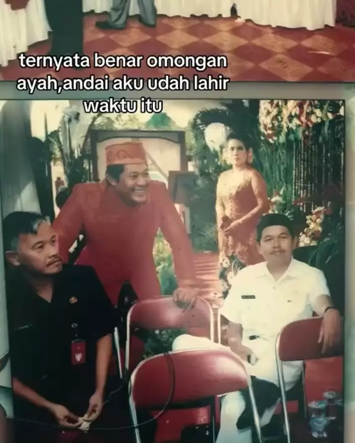 ayah sahabatan dengan dedi mulyadi © Berbagai sumber
