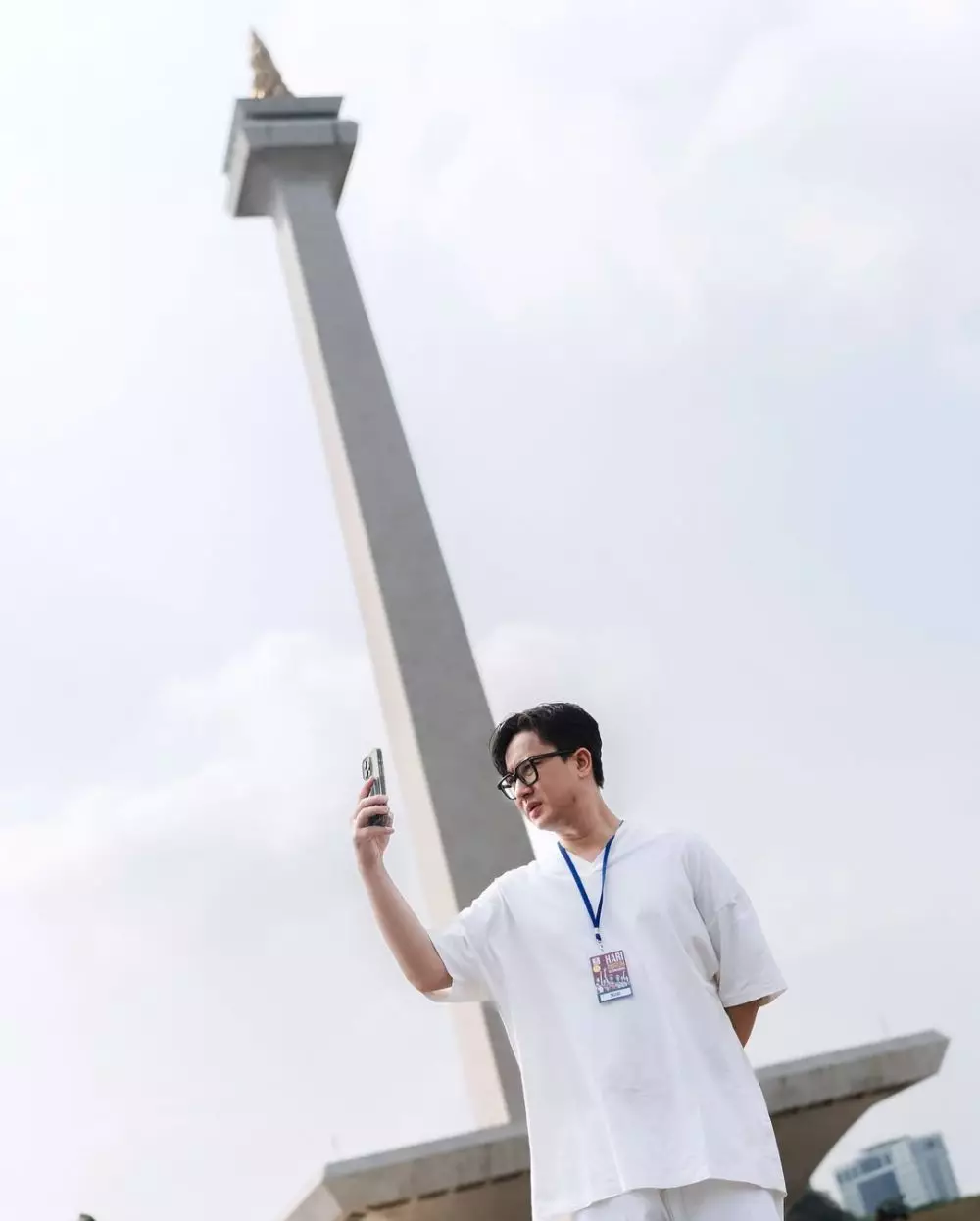 fakta max adam pacar wika salim © 2025 Instagram