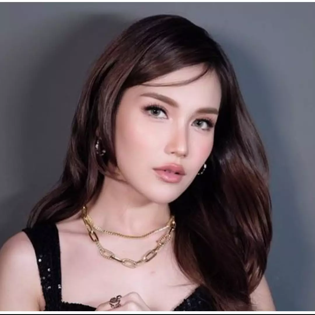 Dulu honornya cuma Rp250 ribu, 9 potret lawas Ayu Ting Ting saat awal karier, pernah jadi figuran