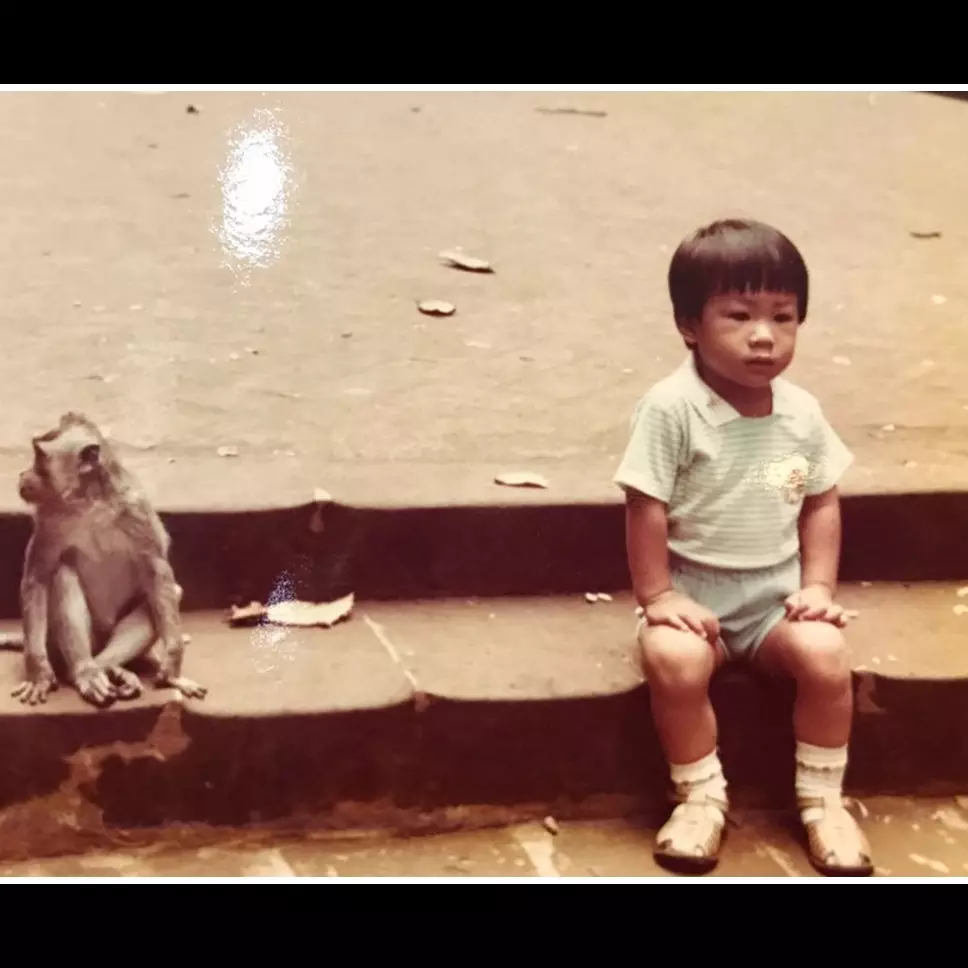 Bocah foto di samping monyet gedenya ngetop jadi host kini beralih YoutTuber, ini potret terbarunya