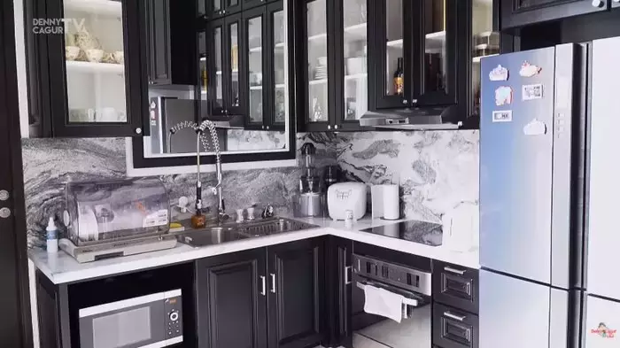 cara nikita mirzani menata dapur © 2025 YouTube