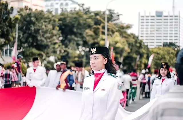 potret Ghina Raihanah pacar Izzat Assegaf © Instagram