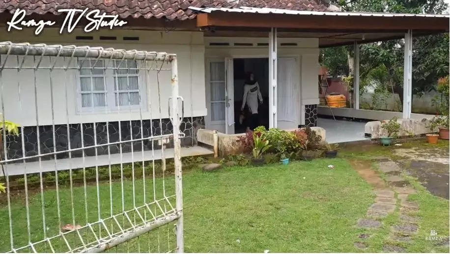 penampakan rumah masa kecil penyanyi © berbagai sumber