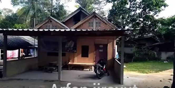 penampakan rumah masa kecil penyanyi © berbagai sumber