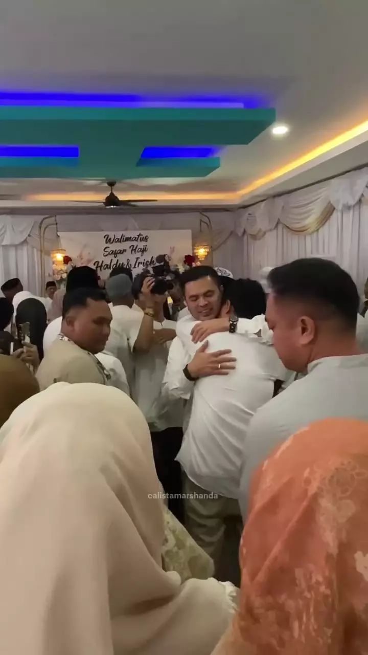 pengajian pemberangkatan haji haldy sabri irish bella  © 2025 Instagram