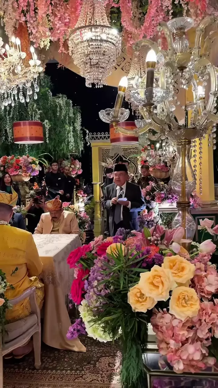 bella saphira gelar pernikahan anak sambung  © 2025 Instagram