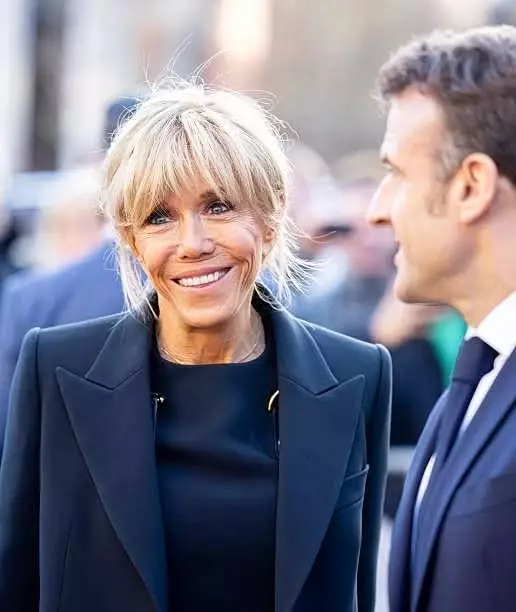 seo trending brigitte macron tampar suami © 2025 Instagram seo trending brigitte macron tampar suami © 2025 Instagram